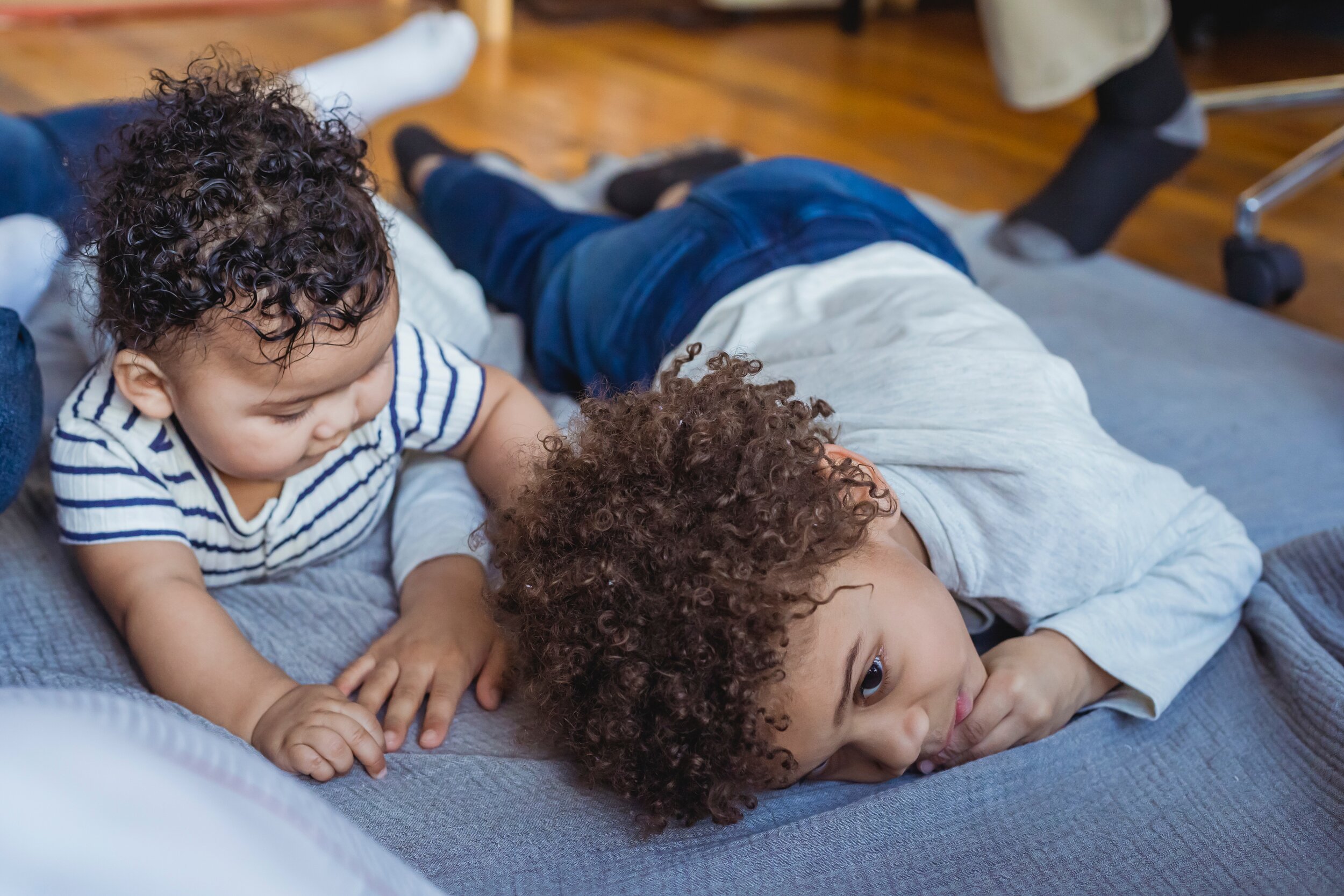 Los niños deben aburrirse Los niños deben aburrirse