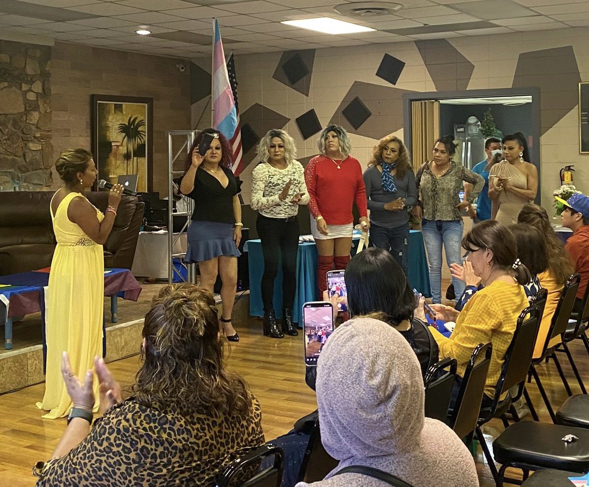 Asheboro: Emblemático evento del “Día Internacional de la Visibilidad Transgénero” organizado por la comunidad latina Asheboro: Emblemático evento del “Día Internacional de la Visibilidad Transgénero” organizado por la comunidad latina